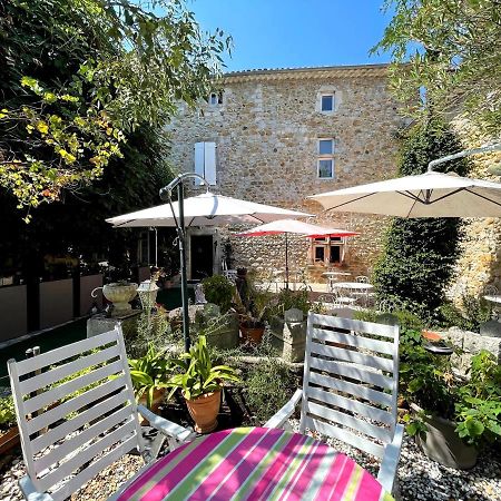 Hotel Le Manoir Du Raveyron Vallon-Pont-dʼArc Exteriér fotografie