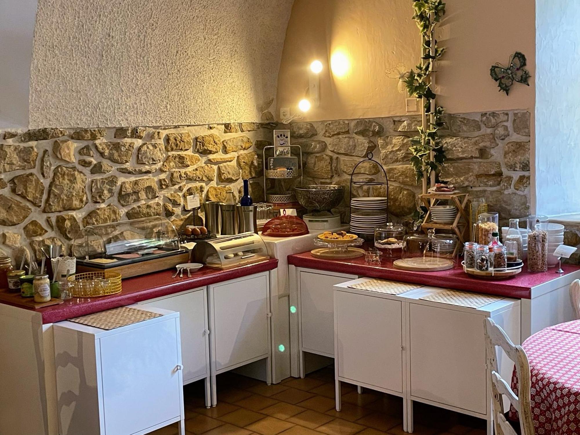Hotel Le Manoir Du Raveyron Vallon-Pont-dʼArc Exteriér fotografie